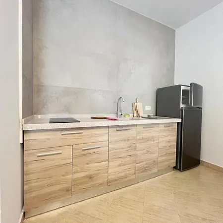 Apartamentes 303 A9 Golem (Tirana)